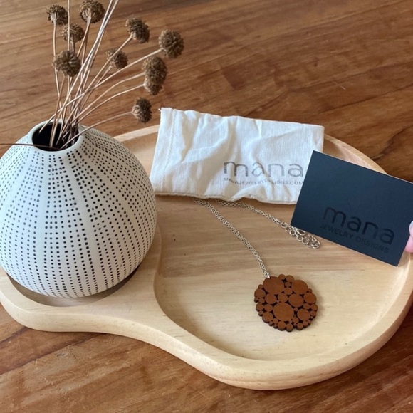 Mana Jewelry Designs- wood necklace - Picture 2 of 7